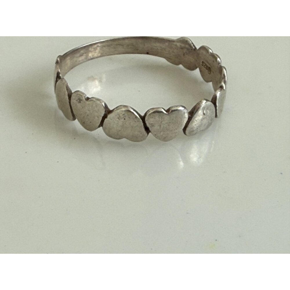 Vintage 90s Hearts Band Ring Dainty 925 Sterlling Silver Size 8 3/4 - Picture 7 of 10